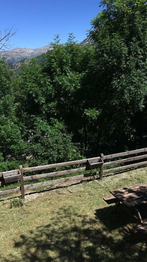 En Pleine Nature Avec Jardin Apartman Les Blaues Kültér fotó