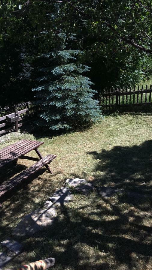 En Pleine Nature Avec Jardin Apartman Les Blaues Kültér fotó